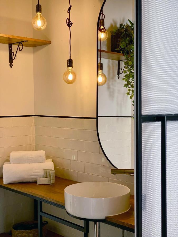 Charming Gran Via Attic Apartment Madrid Ngoại thất bức ảnh