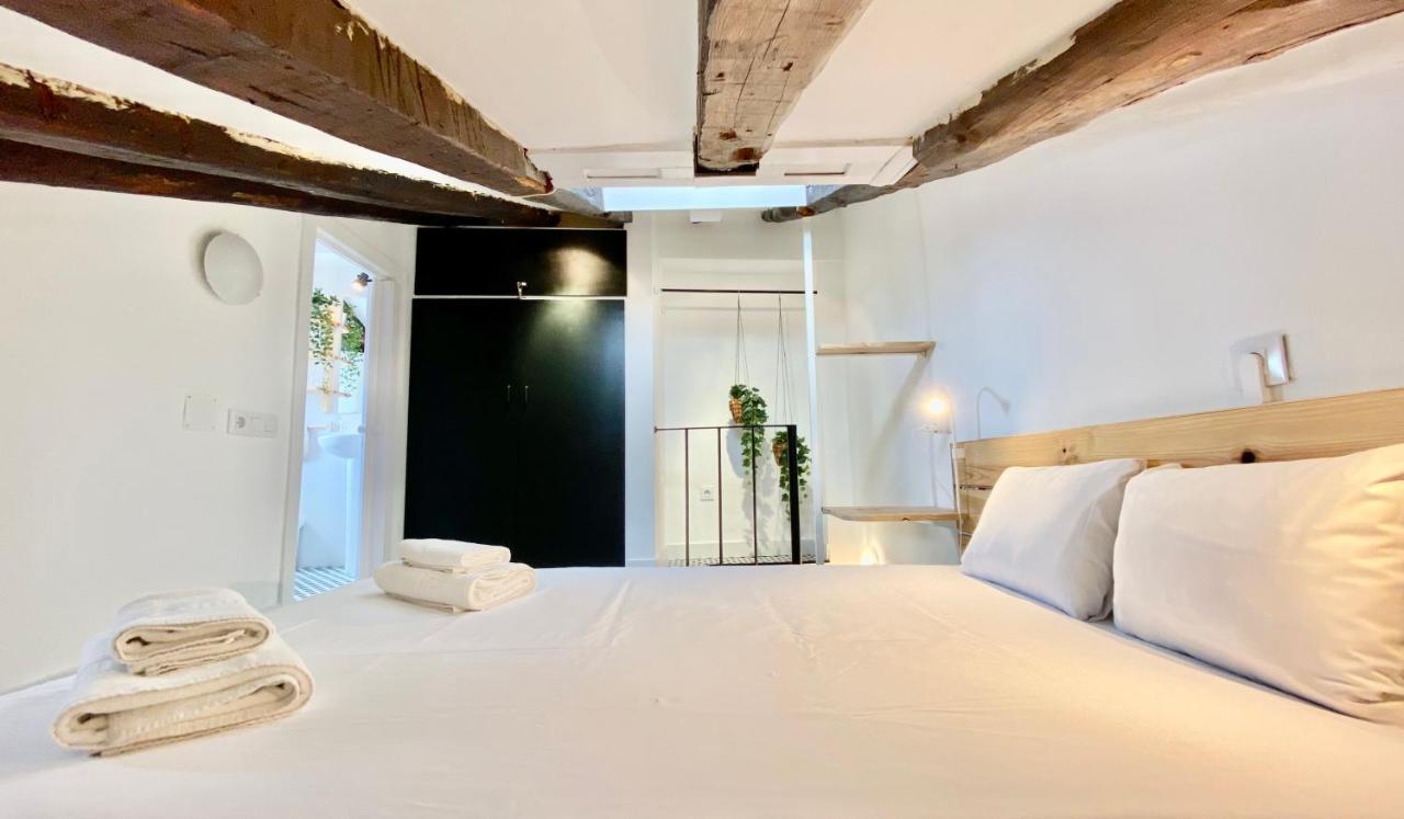 Charming Gran Via Attic Apartment Madrid Ngoại thất bức ảnh