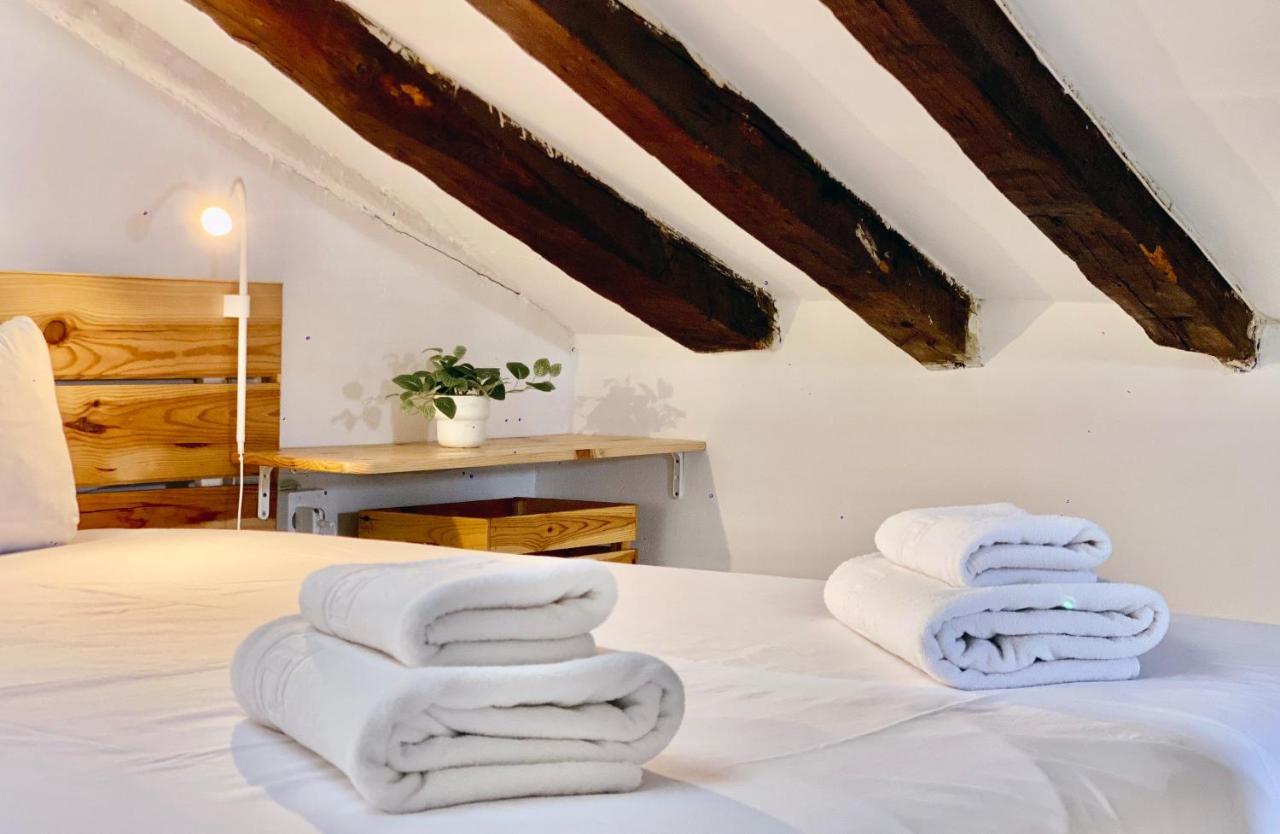 Charming Gran Via Attic Apartment Madrid Ngoại thất bức ảnh